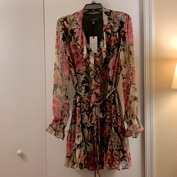 Ted Baker London Dresses & Skirts - Ted Baker NWT Gorgeous Floral Mini Dress